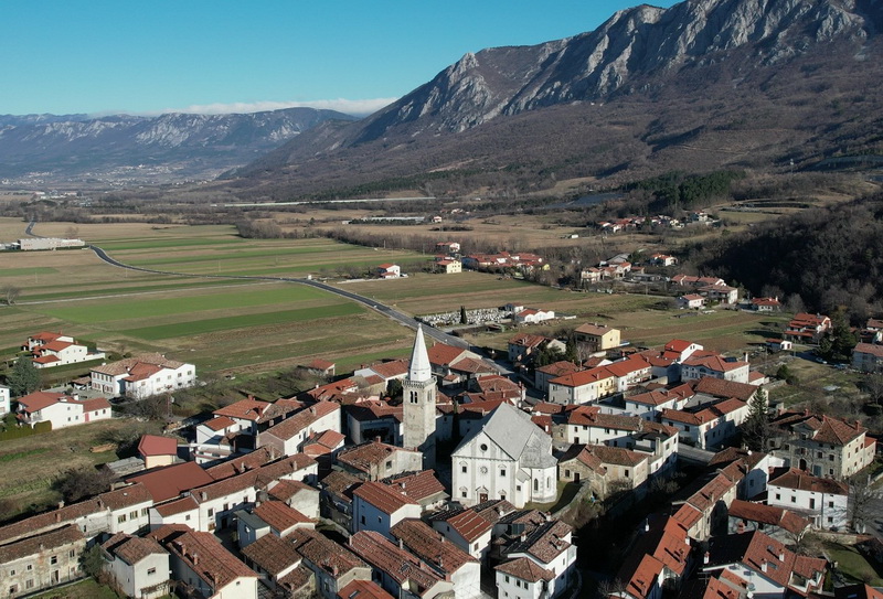 25. dan: Podnanos ➡️ Vipavski Križ